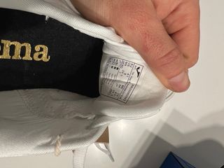 Zapatillas Joma R2000 Blancas y Doradas