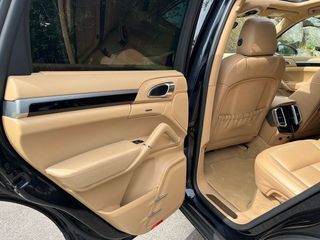 Porsche Cayenne Diesel Platinum Edition