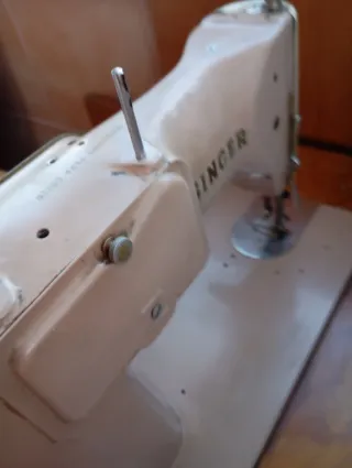 Máquina de coser Singer antigua
