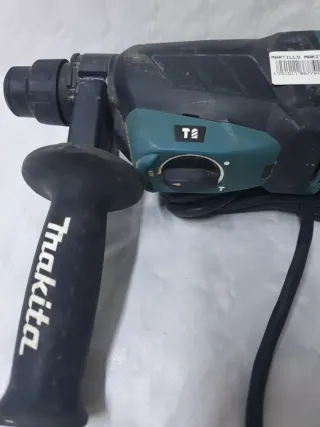 Taladro percutor Makita