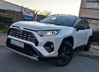 Toyota RAV4 220h Techo Panoramico + Bola Remolque
