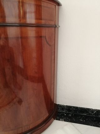 Aparador Acanto Madera y Cristal