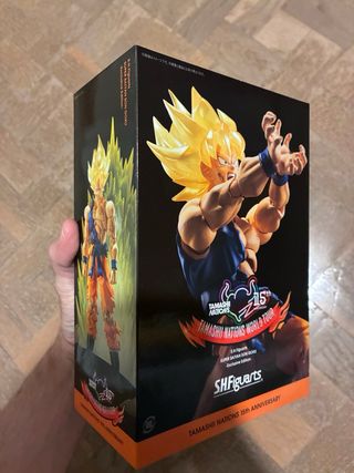 Super Saiyan Son Goku exclusive SH figuarts