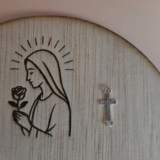 Denario Virgen María Rosa Perlado