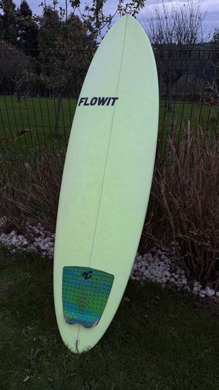 Tabla de surf Flowit 6’4” 40L