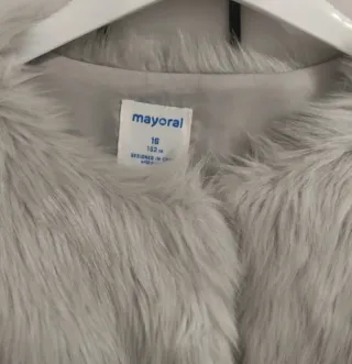 Abrigo pelo Mayoral Talla M Niña