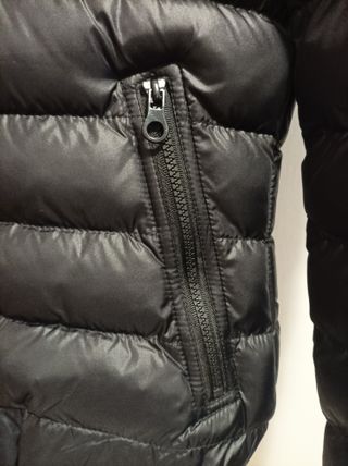 Giubbotto nero donna con cappuccio