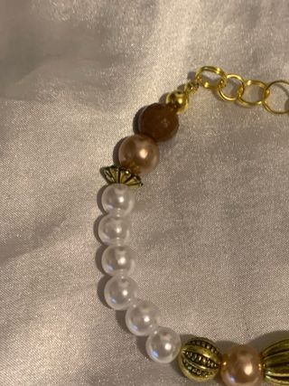 Bracciali perline artigianali oro e bianchi