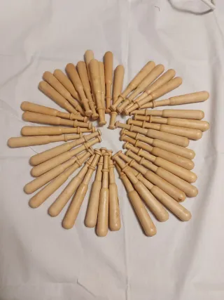 Bolillos de madera para encaje