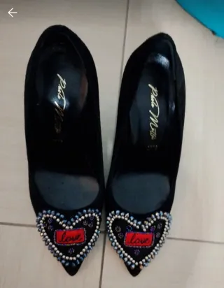 Scarpe Paola Mattei tacco nero con cuore love