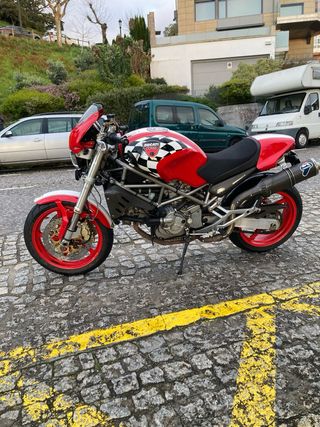 Ducati Monster S4 916cc