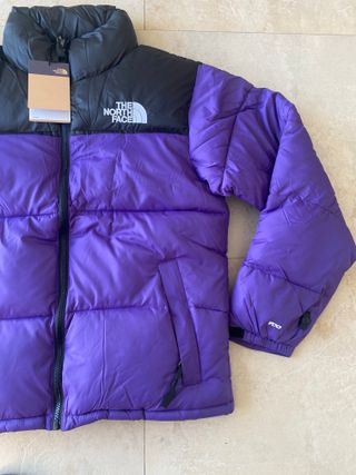 Cazadora The North Face Morado y Negro