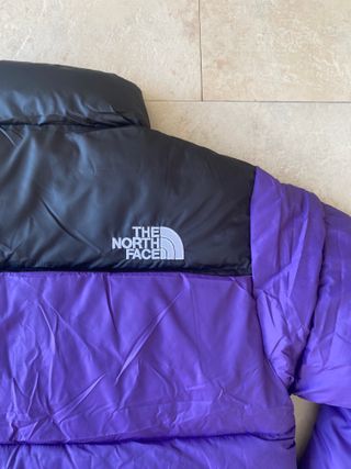 Cazadora The North Face Morado y Negro
