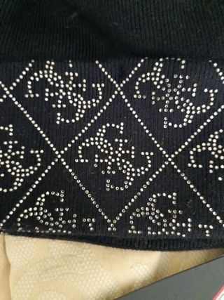 Cappello Guess nero con strass