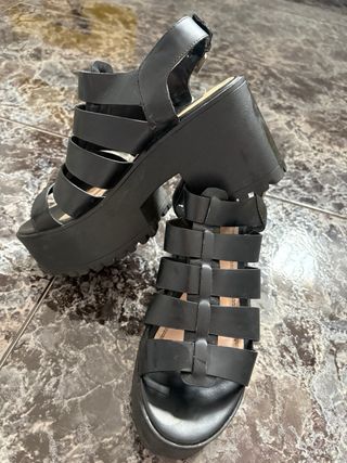 Sandalias