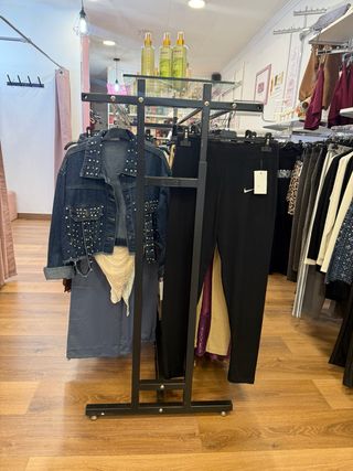 Burro doble ropa con estantería cristal