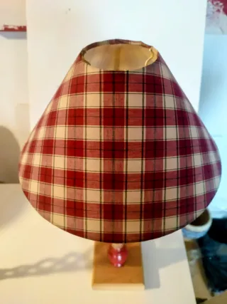 Lámpara de mesa tela a cuadros