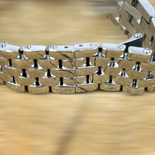 Cartier Panthère Medium.