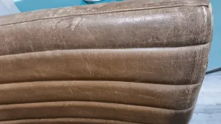 Butacas de piel sintetica y metal