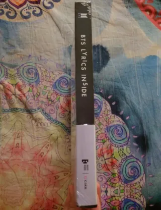 Libro con Testi di BTS - Kpop