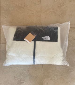 Cazadora negra y blanca talla s