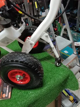 Decespugliatore a carrozzina 63cc