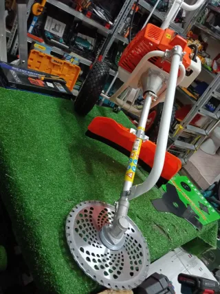 Decespugliatore a carrozzina 63cc