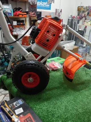 Decespugliatore a carrozzina 63cc