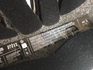 Casco y protecciones skate (rodilleras, muñequeras