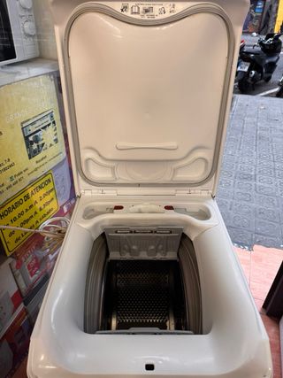 Lavadora Electrolux PerfectCare 600