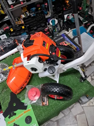 Decespugliatore a carrozzina 63cc