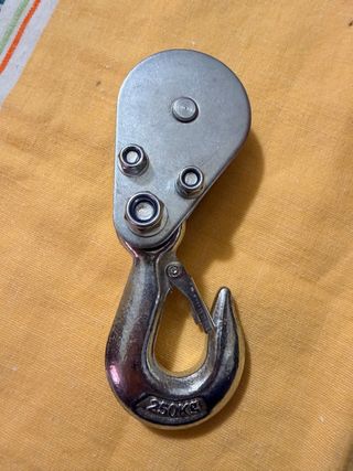 Gancio con carrucola 250kg