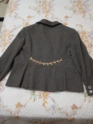 Chaqueta corta gris mujer talla 48