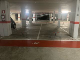 Se alquilan dos plazas de garaje en Volpalleres