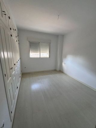 Piso en alquiler en Parque Mediterráneo - Santa Paula en Málaga