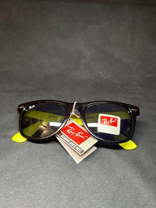 Gafas de Sol Ray-Ban Wayfarer Negras y Amarillas