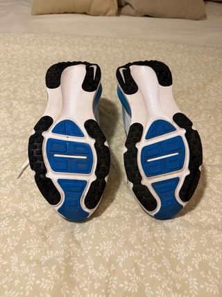 Zapatillas running Nike Vomero 18, talla 45