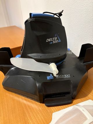 Robot Limpiafondos Delta 100