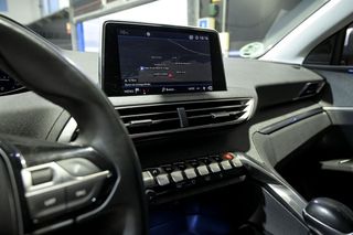 Peugeot 3008   1.5 BlueHDi 96kW 130CV SS Allure