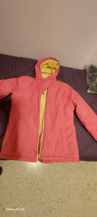 Ropa de nieve y botas para niño/a 10 años