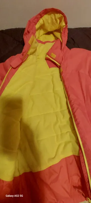 Ropa de nieve y botas para niño/a 10 años