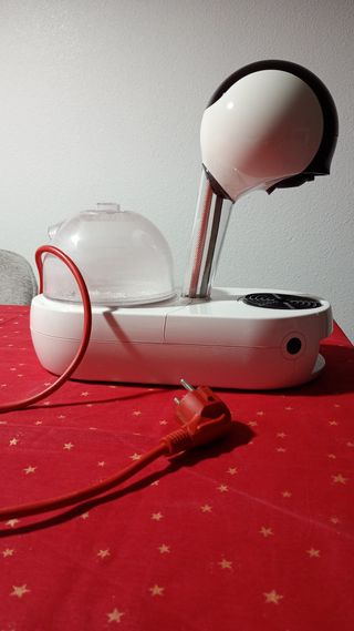 Cafetera Dolce Gusto DeLonghi