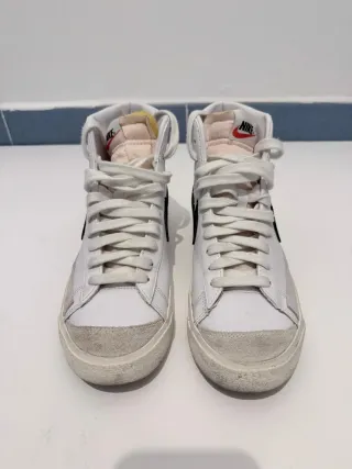 Nike Blazer Mid '77 Zapatillas Blancas