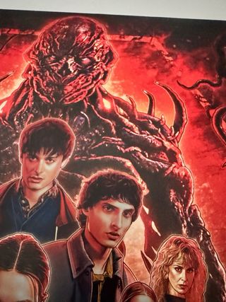 Póster Stranger Things 5 + regalo pegatinas