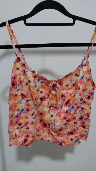 Lote 8 tops talla XS