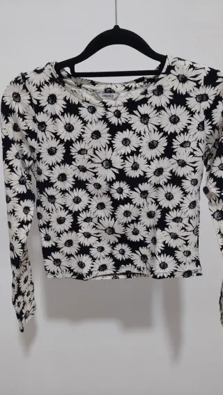 Lote 8 tops talla XS