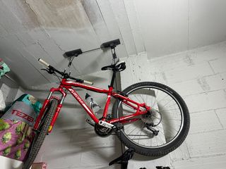 Bicicleta Montaña Specialized Roja