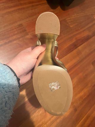 Tacones dorados Tintoretto plataforma fiesta