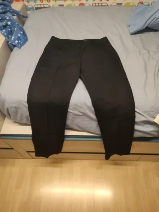 Pantalón de pinzas negro