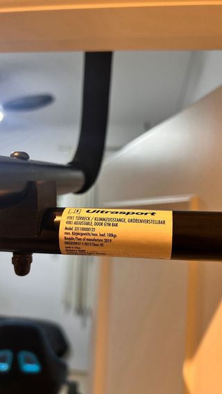 Barra de dominadas para puerta